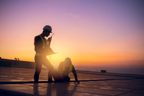 Best Roof Maintenance Services  in Lawndale, CA